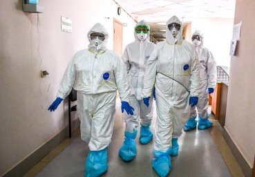 Врачи, работающие с больными коронавирусом, смогут оформить досрочную пенсию