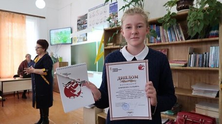 Подведены итоги  районных конкурсов детского рисунка и на лучшее исполнение стихов о войне