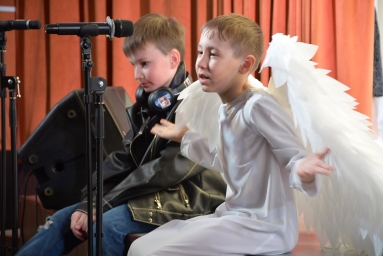 Волшебны мир театра на сцене Мостовской ДШИ!